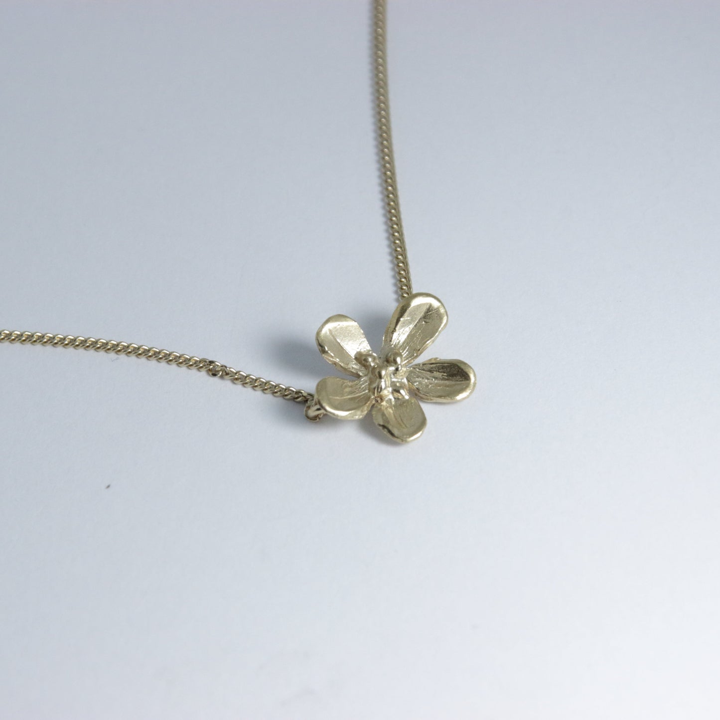 FLORA Gold Necklace