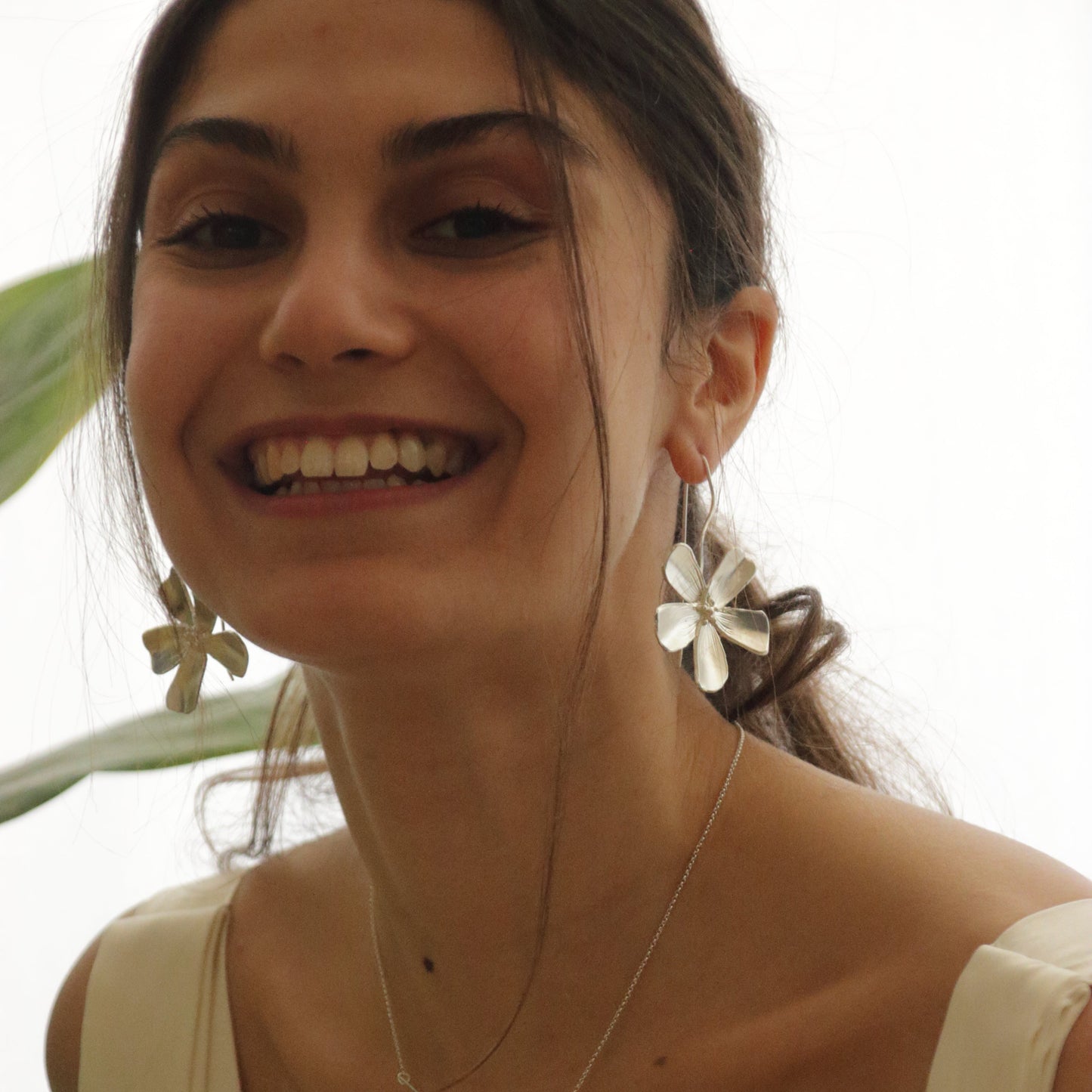 DAISY Silver Earrings