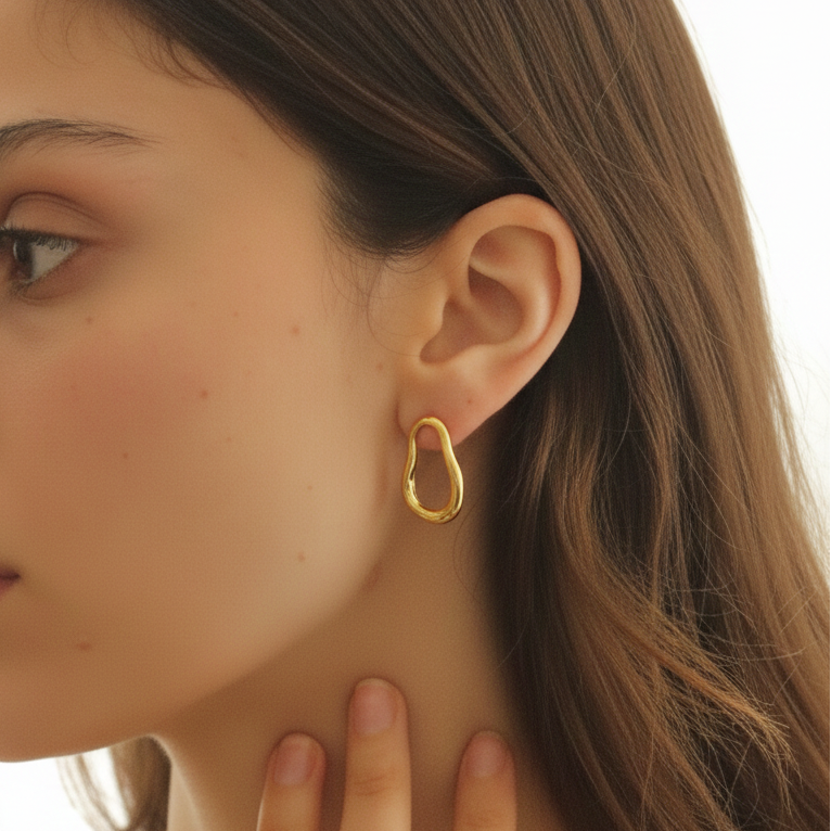 DAPHNE Gold Earrings