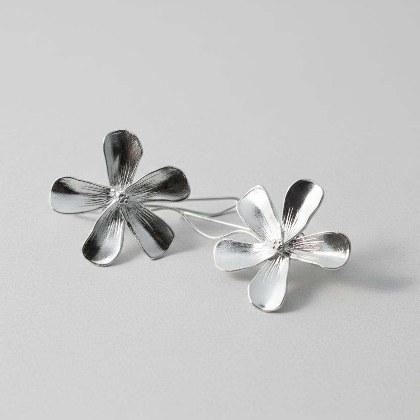 DAISY Silver Earrings