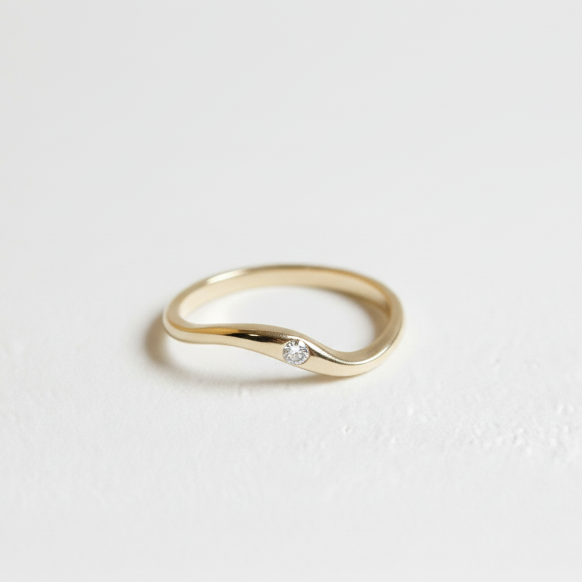 14K Gold GAL and STONE Ring