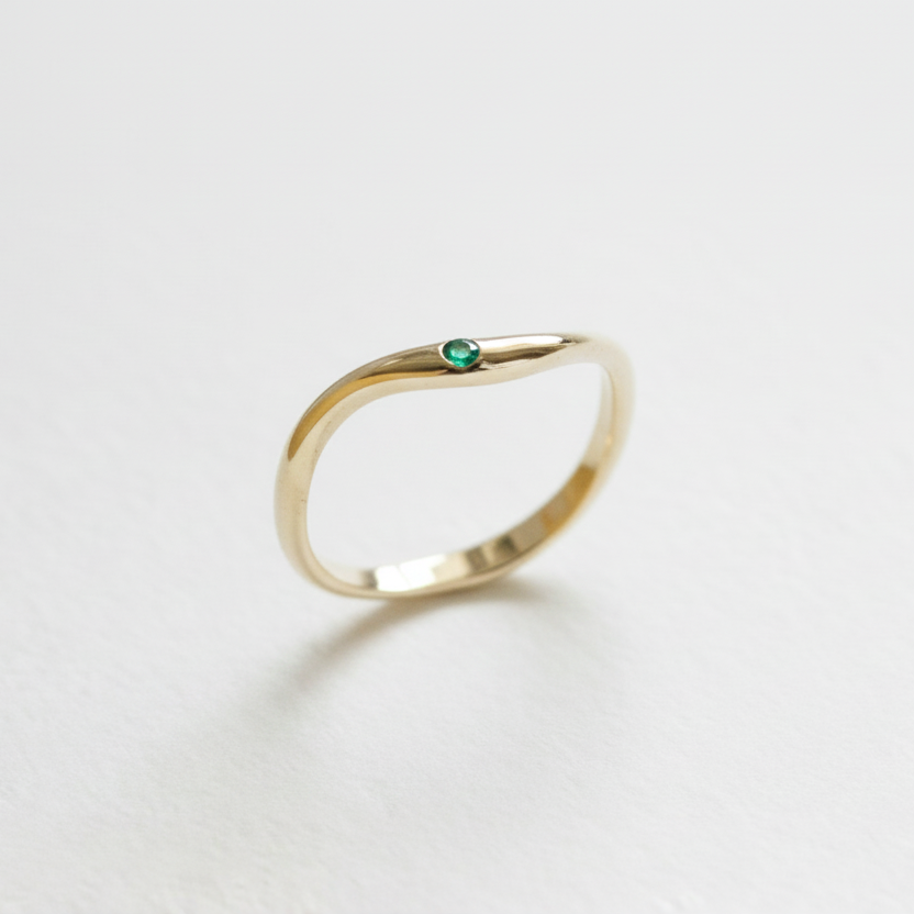 14K Gold GAL and STONE Ring