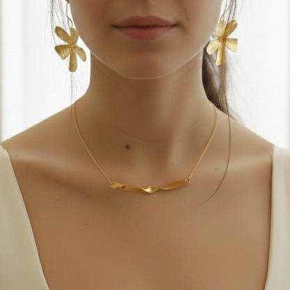MIST Gold Necklace