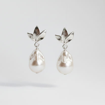 IRIS Silver Earrings