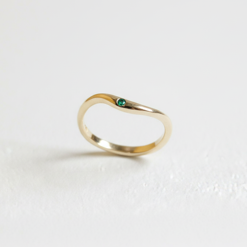 14K Gold GAL and STONE Ring