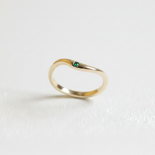 14K Gold GAL and STONE Ring