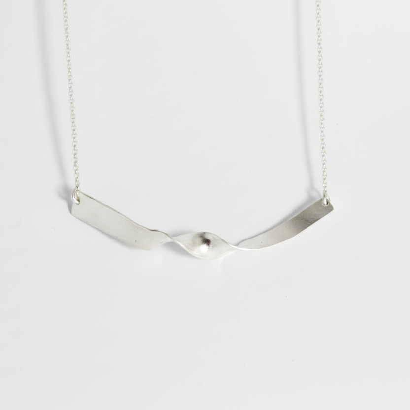 MIST Silver Necklace