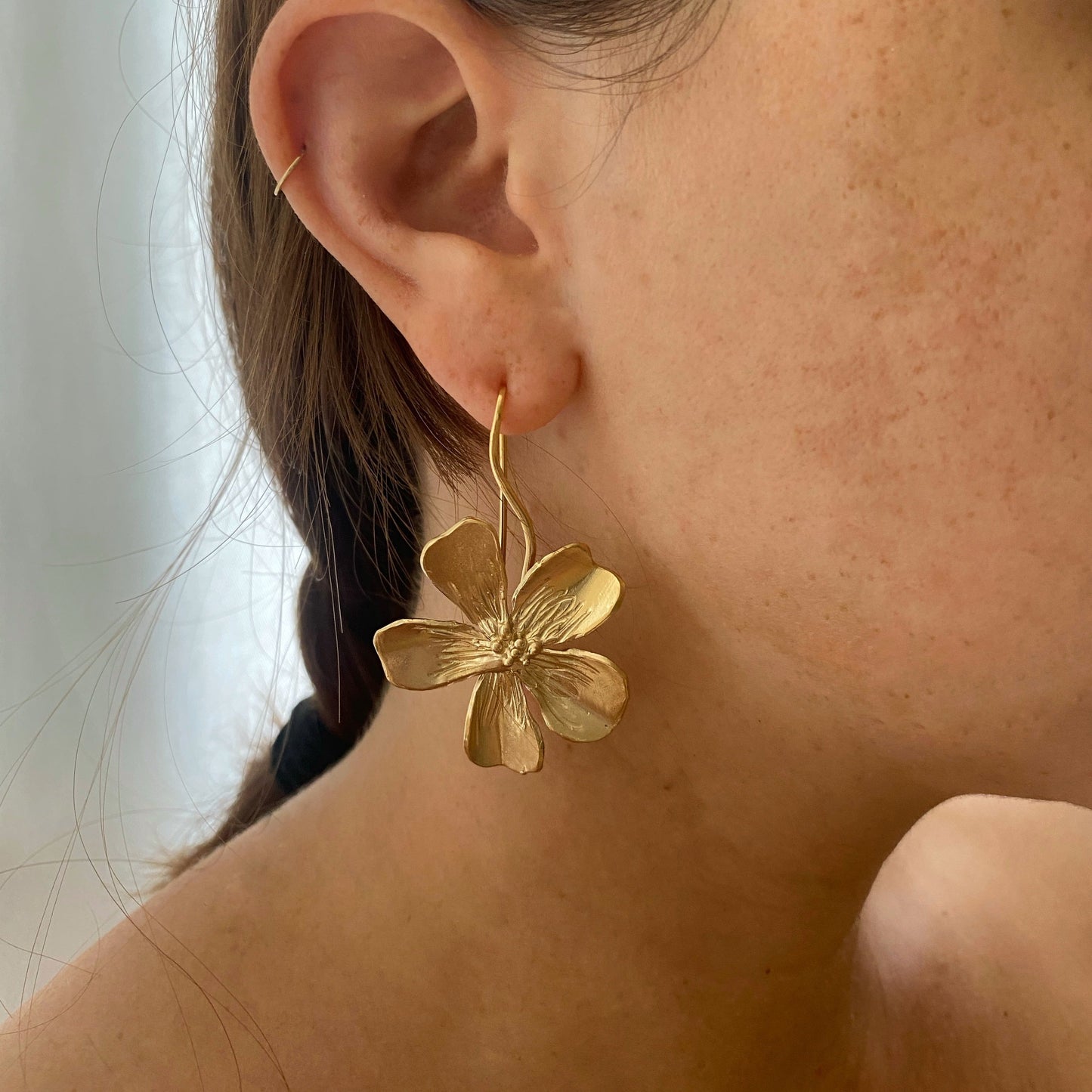 DAISY Gold Earrings