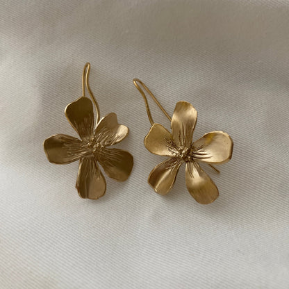 DAISY Gold Earrings