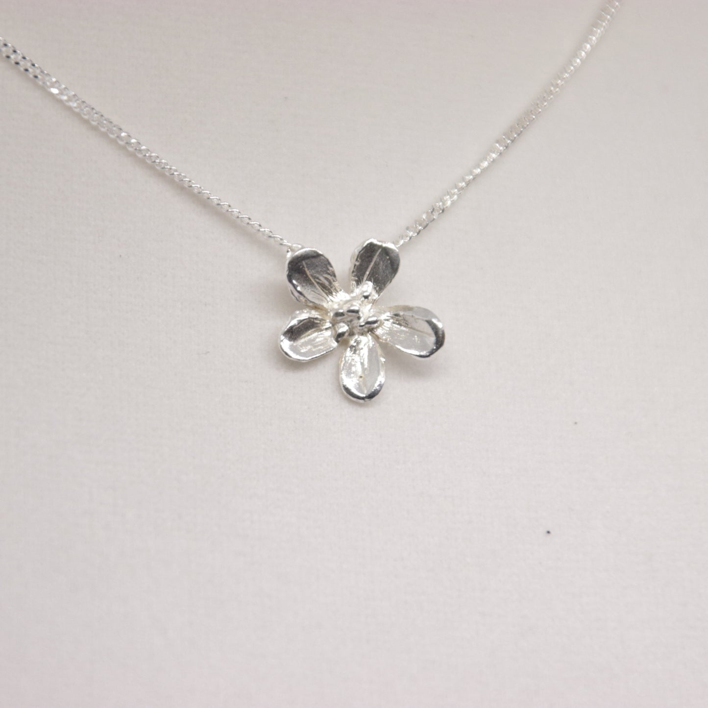 FLORA Silver Necklace
